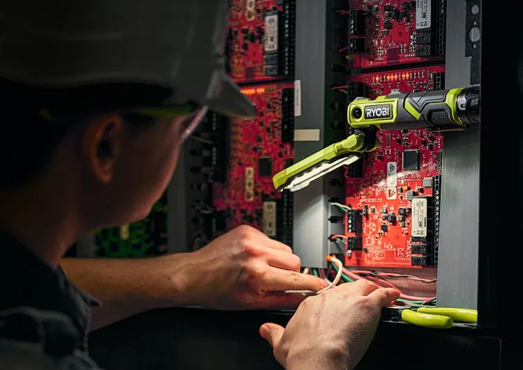 Distrii Uses HDFocus to Develop Smart Office